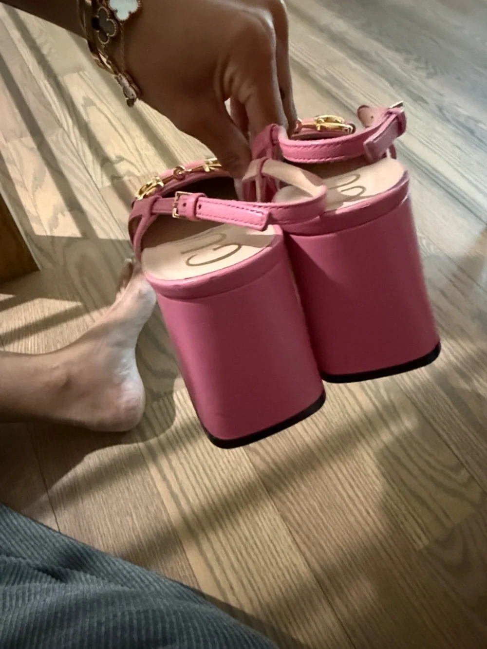 Gucci Pink Leather Horsebit Slingback Block Heel Pumps - Picture 3 of 4